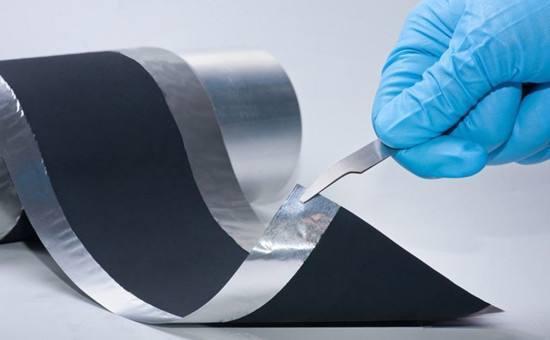 鋰電池極片出現(xiàn)黑印的原因及解決方案